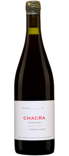 Treinta y Dos Pinot noir